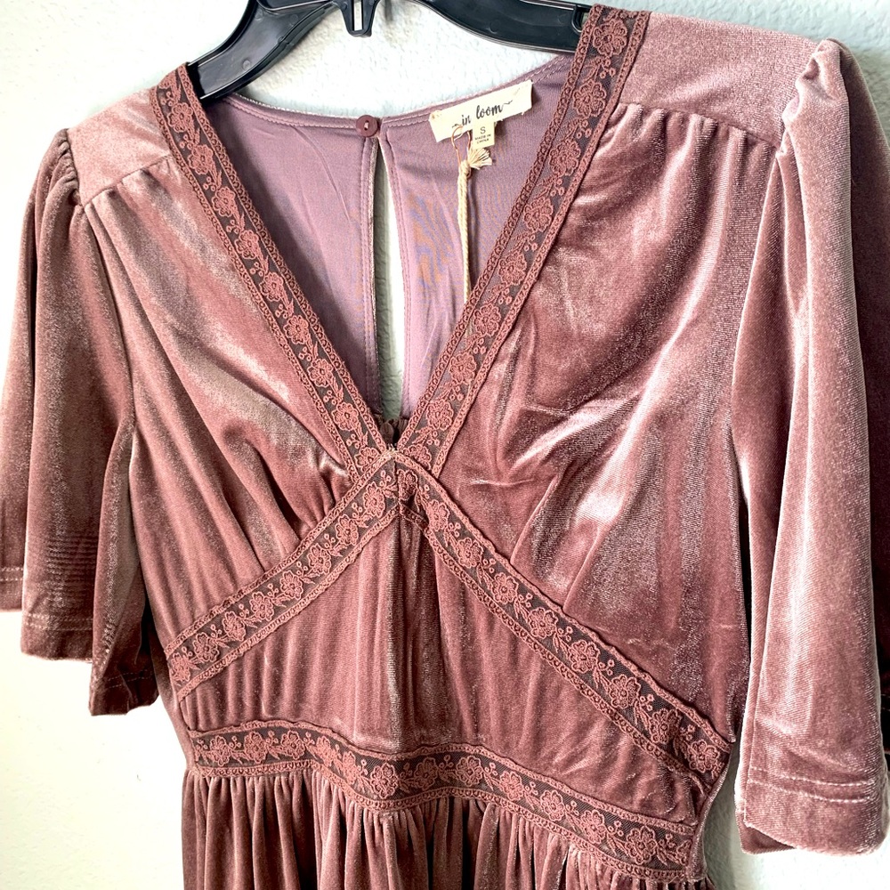 Mauve Velvet Maxi Dress - Picture 3 of 3
